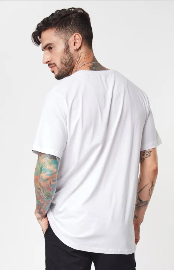 White_Round_Neck_Cotton_Blend_Stylish_Fashionable_Tshirt_For_Men